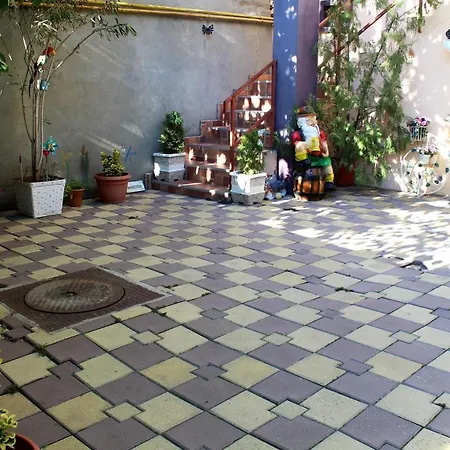 Collosal With Garden * Бухарест