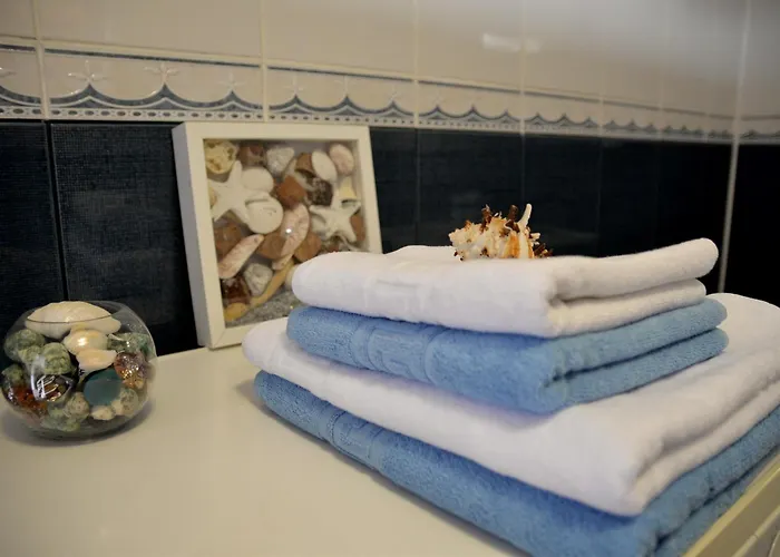 Collosal With Garden * Bukarest